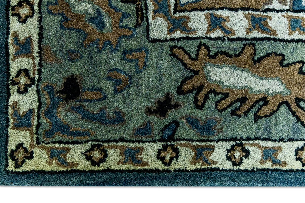 Detail Shot of Hand-Tufted Woolen Handmade Area Rug for bed rooms, offices, and dining spaces