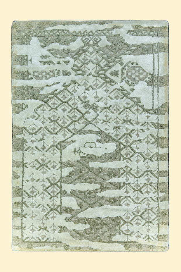 Luxury Ivory/Cream Hand-Tufted Woolen Rug for bed rooms, offices, and dining spaces with Geometric Pattern
