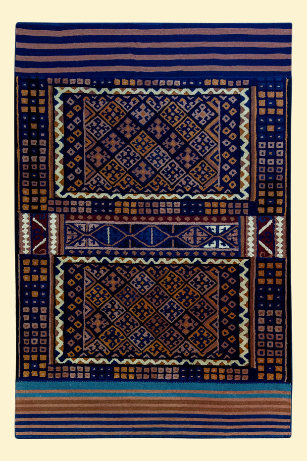 Fusion Weave Hand-Tufted on Durrie woolen rug for bed rooms, offices, and dining spaces with all over geometric lattice