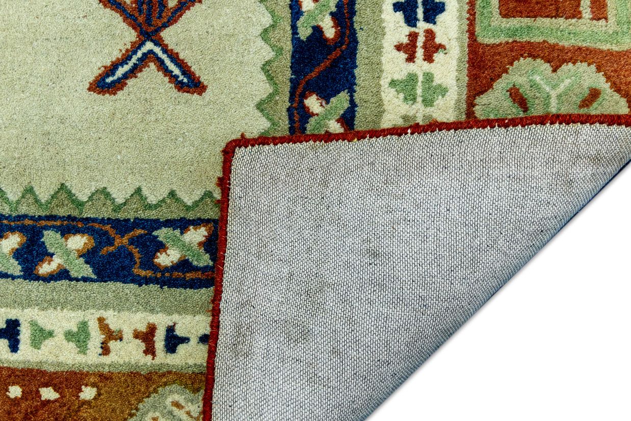 Detail shot of Hand-Tufted Woolen Handmade Rug for bed rooms, offices, and dining spaces.