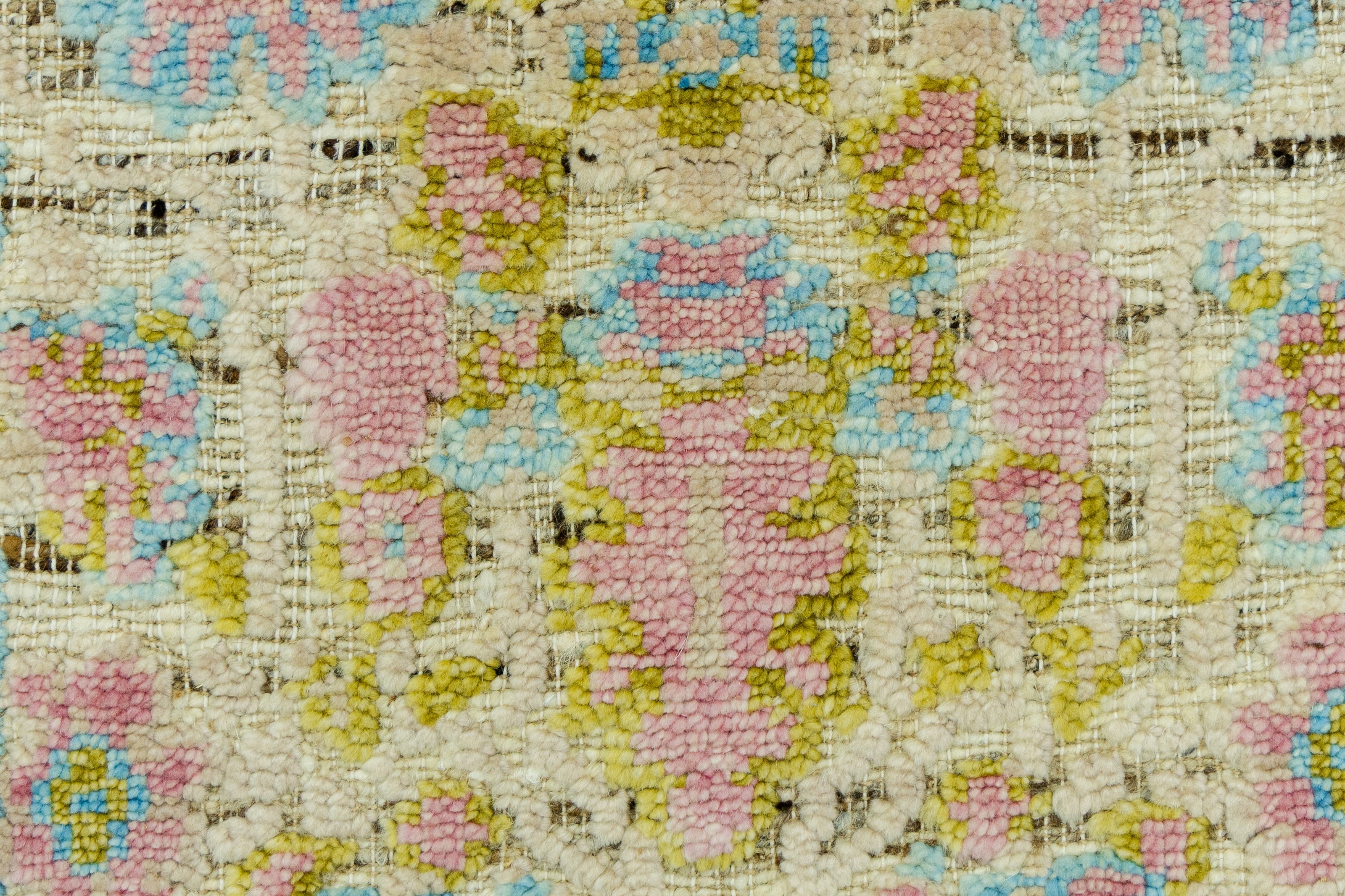 Detail Shot of Floral Pattern HandKnotted Handcarded Wool Handmade Rug for bed rooms, offices, and dining spaces