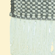 Handmade Outdoor Pitloom PET Yarn Rug Textile with checkered pattern and white fringes